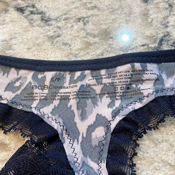 BCBGeneration | Animal Print 2 Piece Push Up Bra and Panty Set 34B S Small - Picture 13 of 13